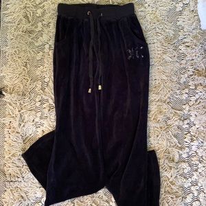 Kim Kardashian sweat pants